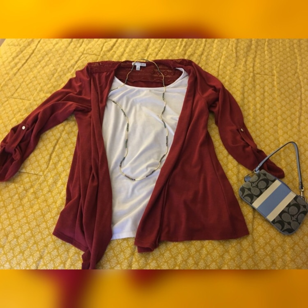 Casual red top